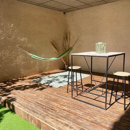 Confortable T2 Avec Jardin Amenage Lezignan-Corbieres Bagian luar foto