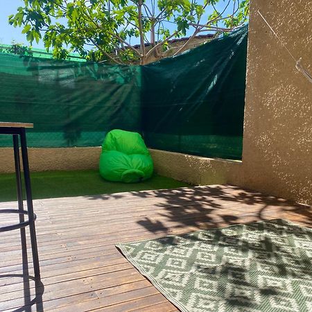 Confortable T2 Avec Jardin Amenage Lezignan-Corbieres Bagian luar foto