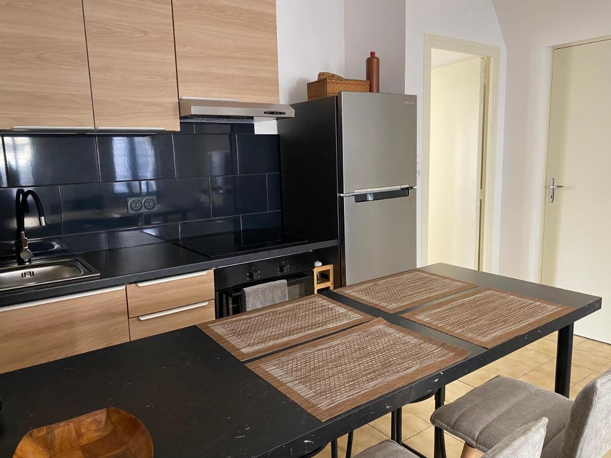 Confortable T2 Avec Jardin Amenage Lezignan-Corbieres Bagian luar foto