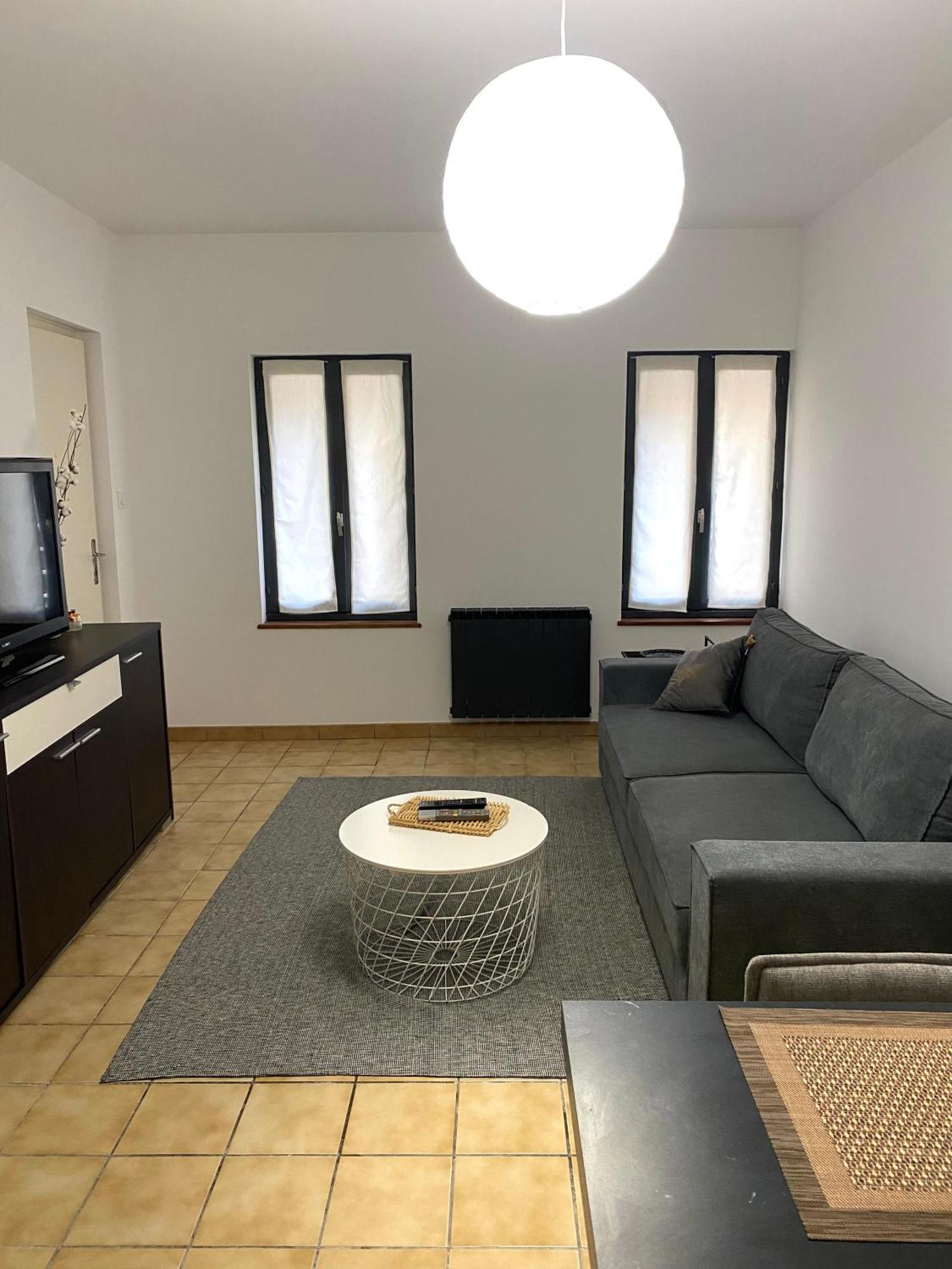 Confortable T2 Avec Jardin Amenage Lezignan-Corbieres Bagian luar foto
