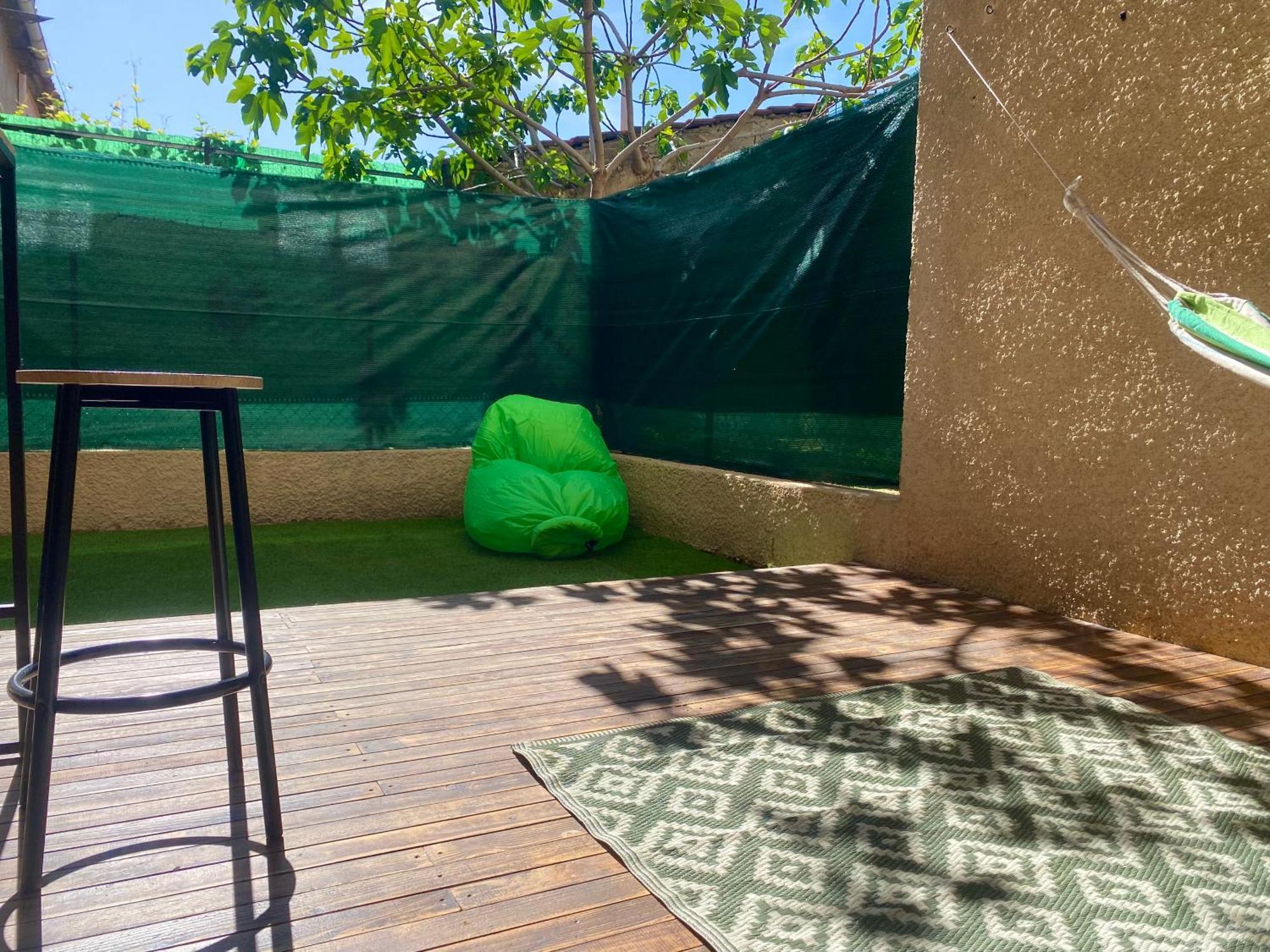 Confortable T2 Avec Jardin Amenage Lezignan-Corbieres Bagian luar foto